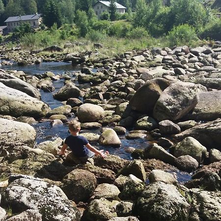 Utulny Byt V Jizerskych Horach -Apartman Mili Kořenov Buitenkant foto